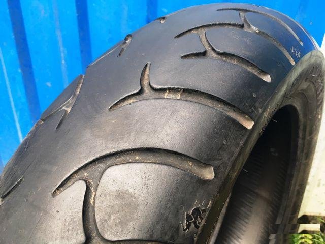 Metzeler Roadtec Z6 160-70-17