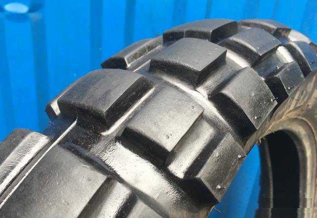 Continental Twinduro 140-80-18