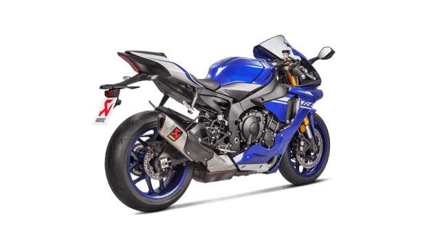Глушитель Akrapovic для Yamaha YZF-R1 2015-2018