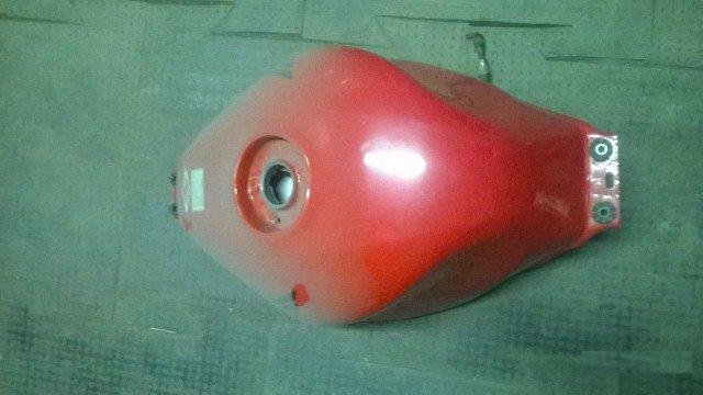 Бак на Honda cbr600f4