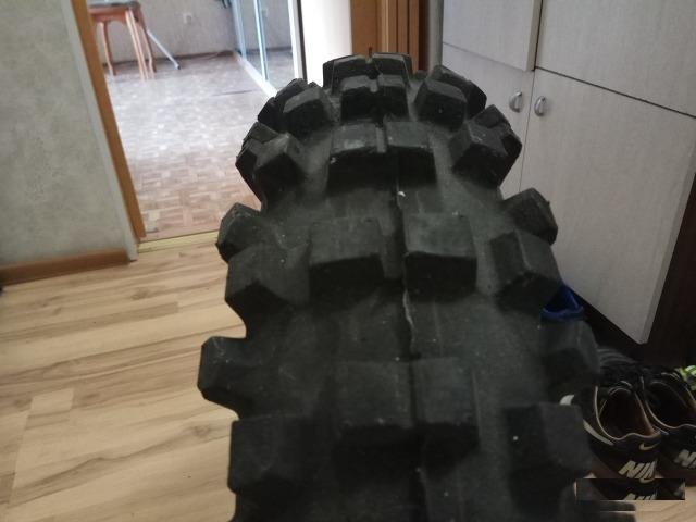 Две покрышки. Heidenau и Dunlop sports