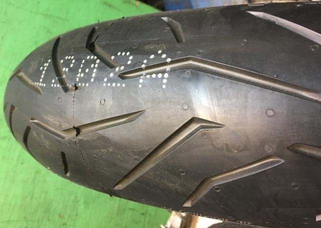 Pirelli Diablo Rosso 2 120-60-R17