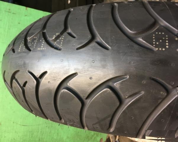 Metzeler Roadtec Z6 180-55-R17