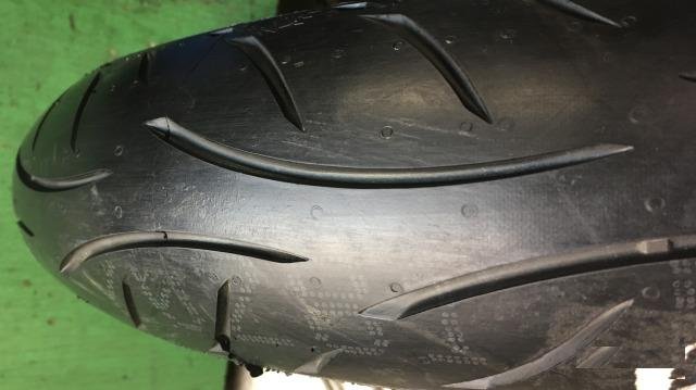 Новая Metzeler Sportec M5 Interact 110-70-R17