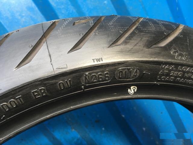 Новая Metzeler Roadtec Z8 120-70-17