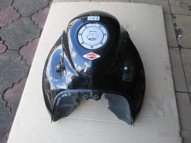 Бак топливный honda CBF1000 cbf 1000 SC64 09-13 г