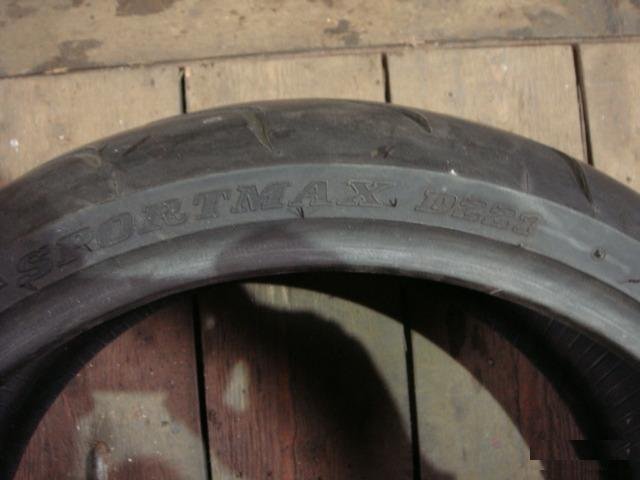 Мотошина Dunlop sportmax d221