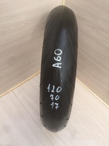 60) Michelin Pilot Power 120/70/17 TireMoto