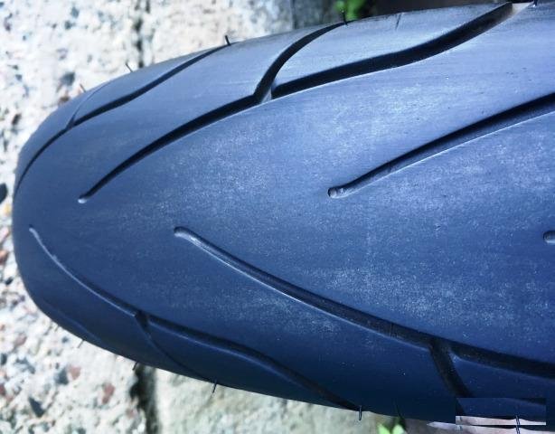 Michelin Commander 2 140-90-16