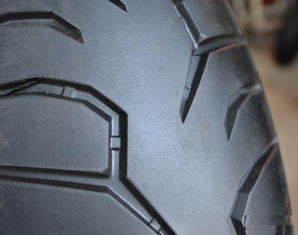 180/55-17 Pirelli Diablo Strada (1517) 180 55 17