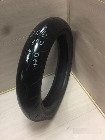 206) Pirelli Diablo Rossa Corsa 120 70 17 TireMoto