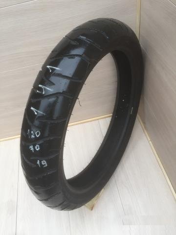 141) Michelin Anakee 3 120/70/19 TireMoto