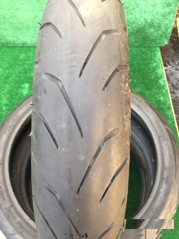 120/70/17 Bridgestone 10.15