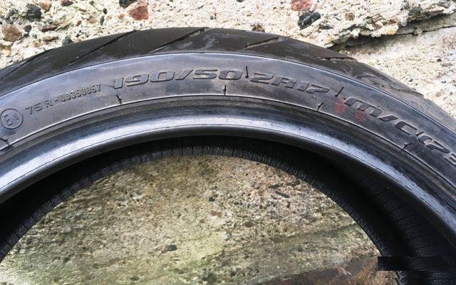 Metzeler Roadtec Z8 190-50-17