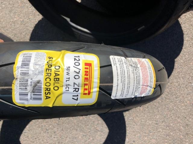 Pirelli diablo supercorsa 120/70/17