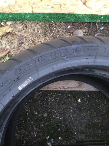 120/70/17 Michelin 0548