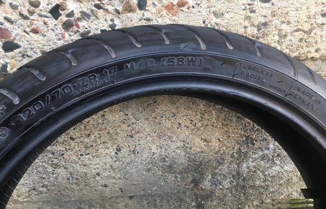 Metzeler Roadtec Z6 120-70-17
