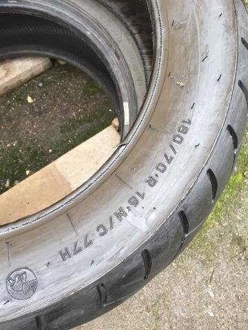 180/70/16 Metzeler 4011