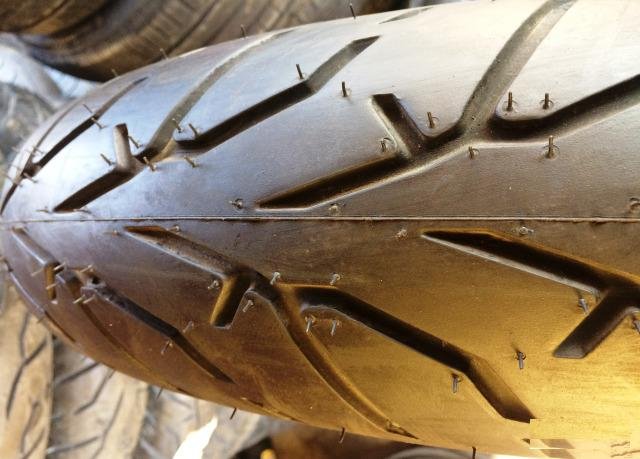 Pirelli Night Dragon Front MT90B16 (130-90-16)