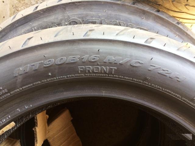 Pirelli Night Dragon Front MT90B16 (130-90-16)