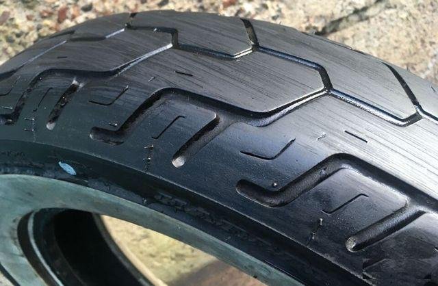 Dunlop D402 MU85B16 (140-85-16)