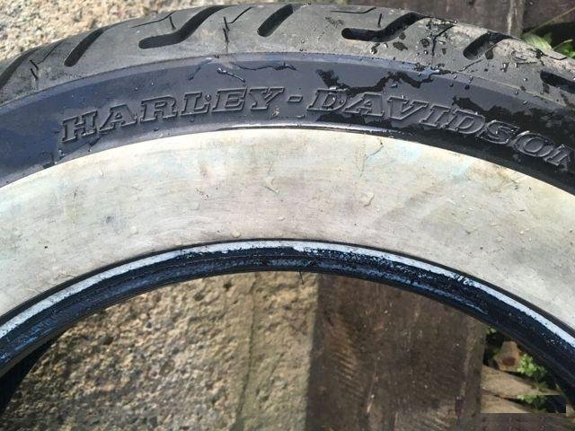Dunlop D402 MU85B16 (140-85-16)