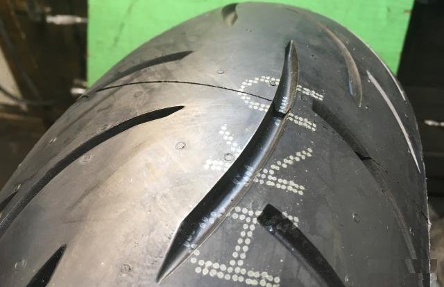 Новая Metzeler Roadtec Z8 Interact 180-55-R17