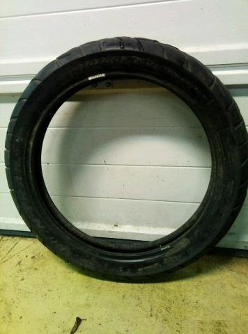 Pirelli 110/80 r18