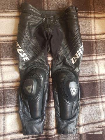 Раздельный комбез Dainese