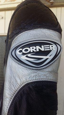 Кожаный раздельный мотокомбинезон Corner