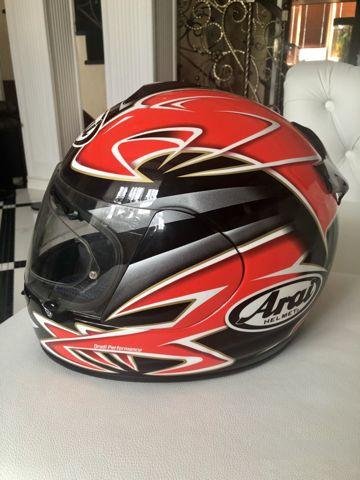 Шлем arai
