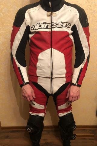 Продам комбинезон Alpinestar 48 р. раздельный