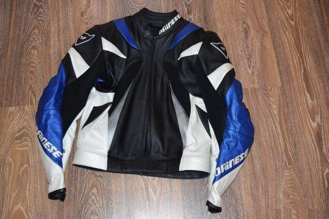 Мотокомбинезон dainese